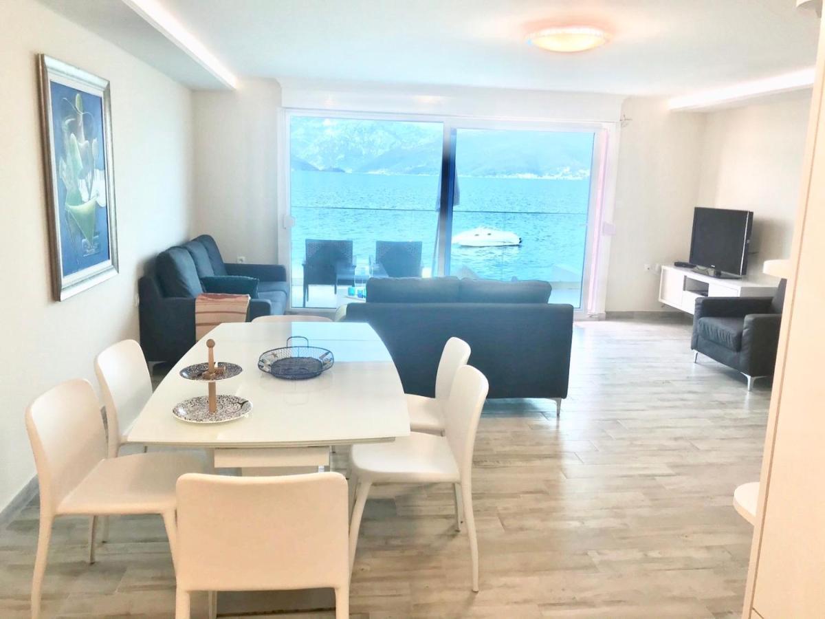 Lux Apartments Krasici Exterior photo